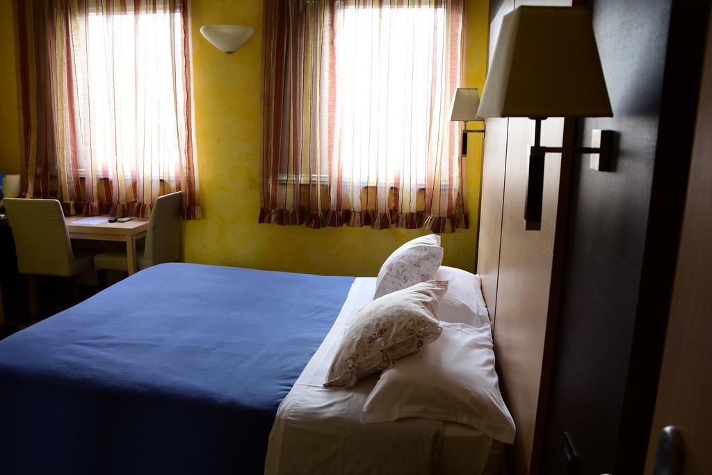Villa Nina Специя Экстерьер фото