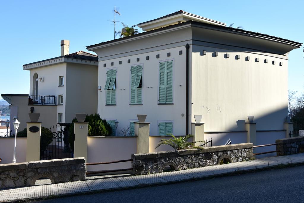 Villa Nina Специя Экстерьер фото